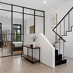 Chelsea Canvas II By Rovetravel Large 3Br Duplex